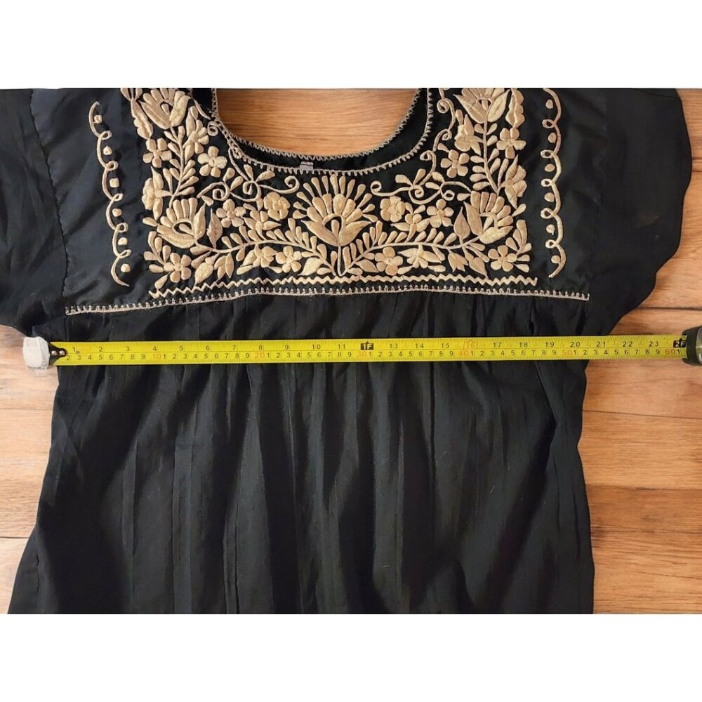 Boho Dark Blue Top with Cream Floral Embroidery – Size Large (G) - Picture 5 of 7